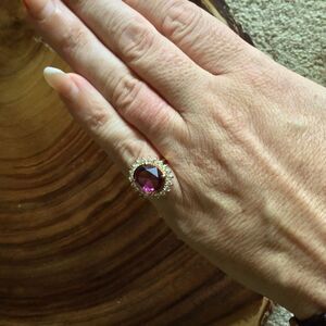 EDCO Fux Amethyst Diamond Gold Ring